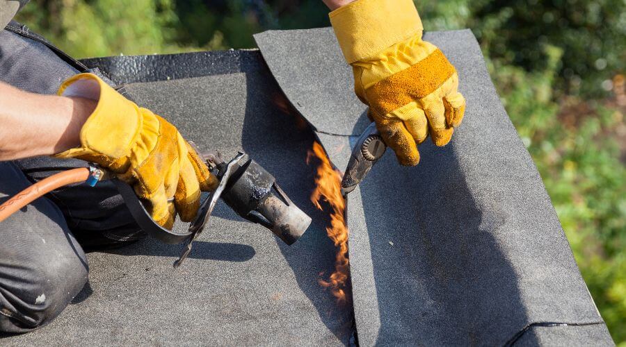 Professional gutter cleaning in Belle Center, OH